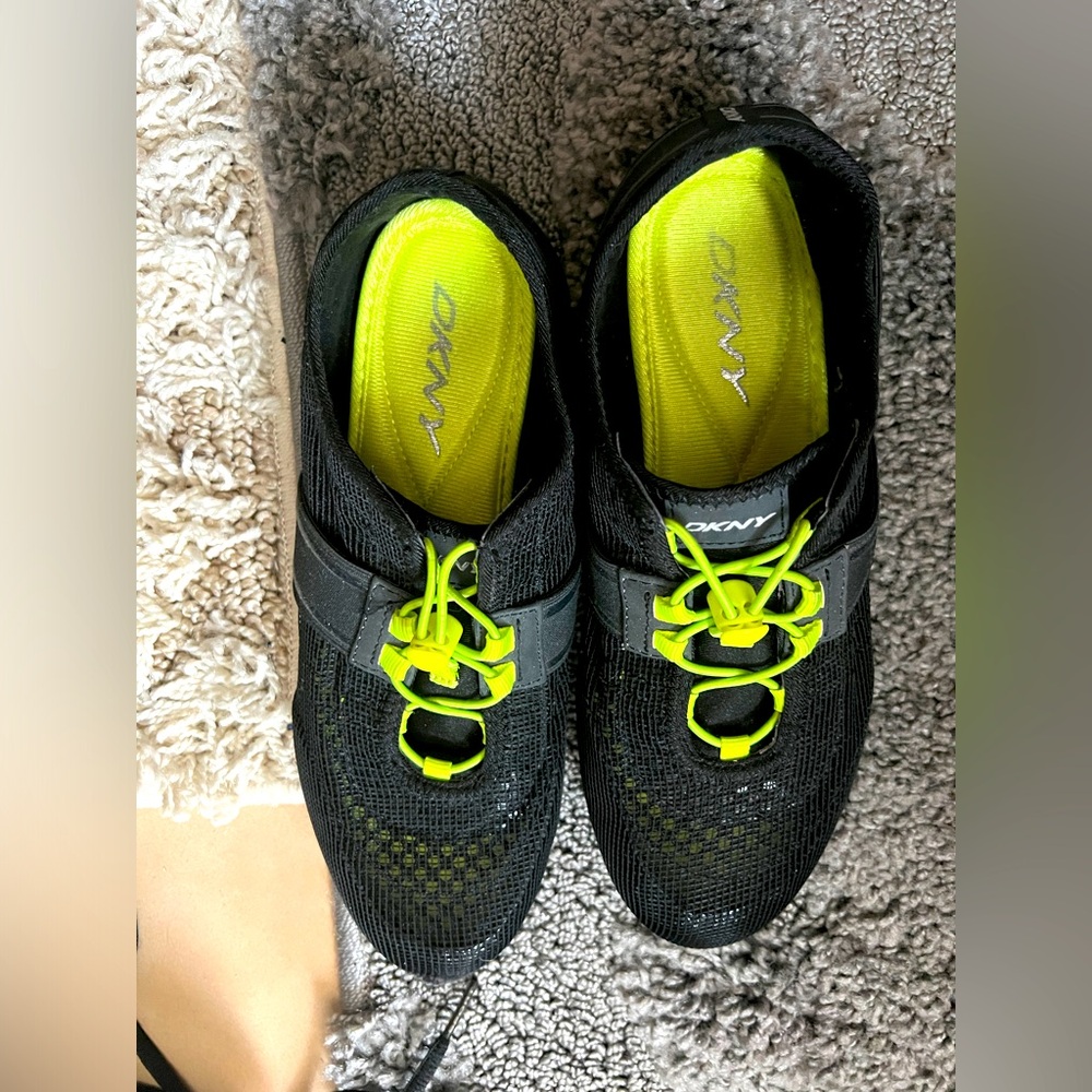DKNY sports sneakers size 7